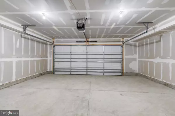 Brandywine, MD 20613,8404 BADENHOOP LN #B