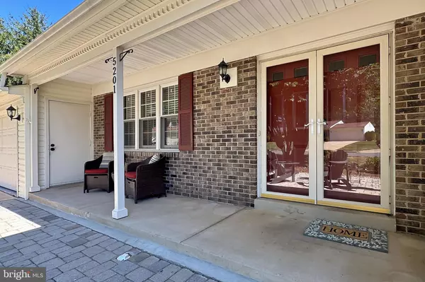 Burke, VA 22015,5201 DUNLEIGH DR