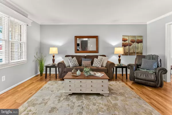 Burke, VA 22015,5201 DUNLEIGH DR