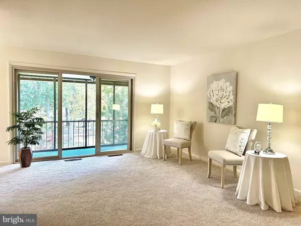 Silver Spring, MD 20906,3376 CHISWICK CT #52-3C