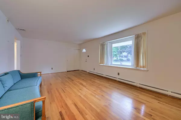 Lancaster, PA 17603,2724 ROYAL RD