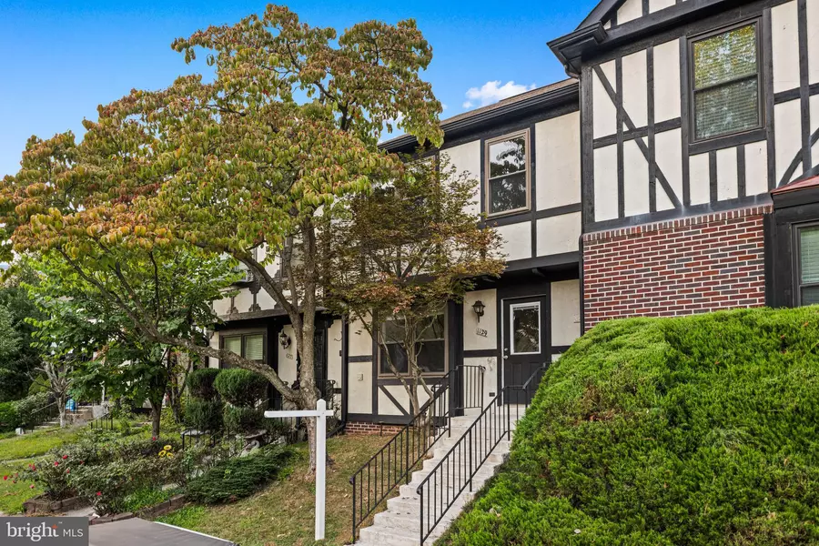 1129 PLAYER WAY, Herndon, VA 20170