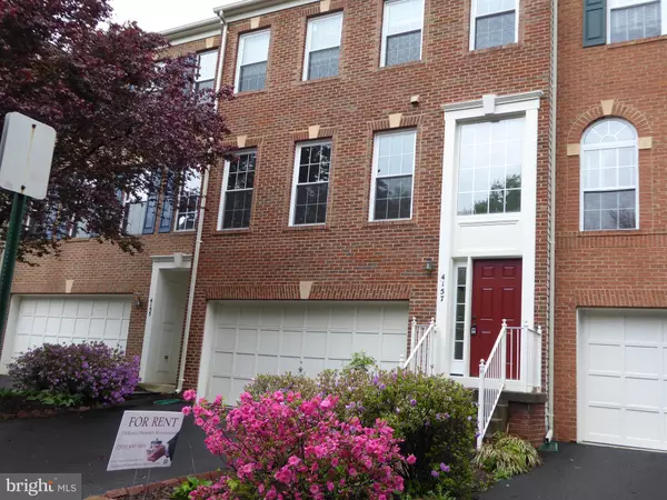 Fairfax, VA 22033,4157 VERNOY HILLS RD