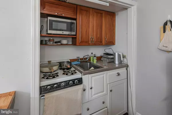 Princeton, NJ 08542,49 PALMER SQ W #D