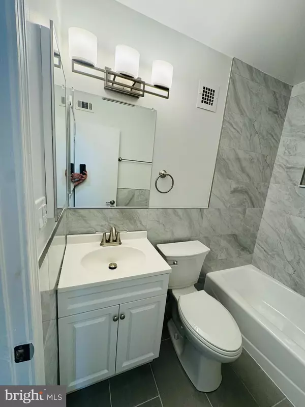 Fairfax, VA 22031,9455 FAIRFAX BLVD #302