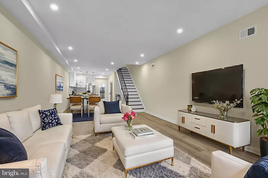 2670 BRADDOCK ST, Philadelphia, PA 19125