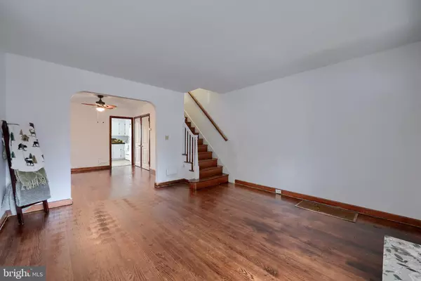 New Holland, PA 17557,252 LOCUST ST