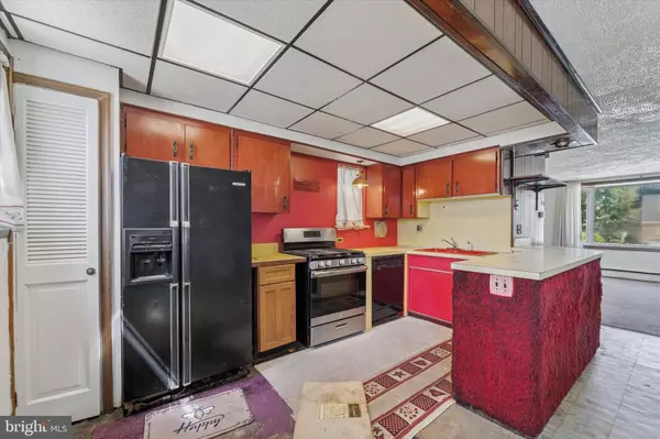 Philadelphia, PA 19116,1346 WALES PL