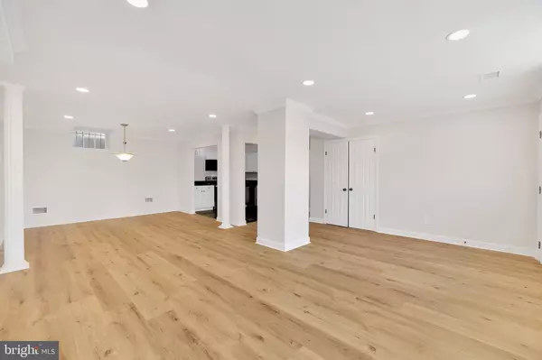 Washington, DC 20020,3821 W ST SE #A