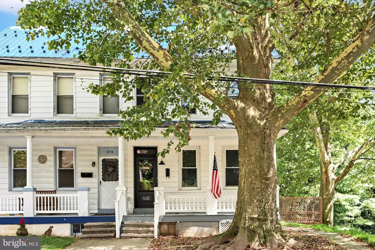 Lebanon, PA 17046,668 N 3RD AVE