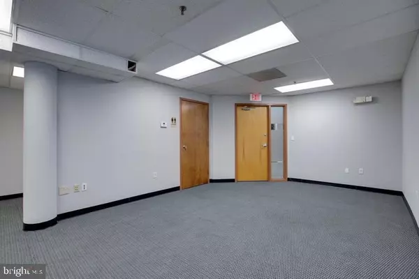 Annandale, VA 22003,4600 JOHN MARR DRIVE #101