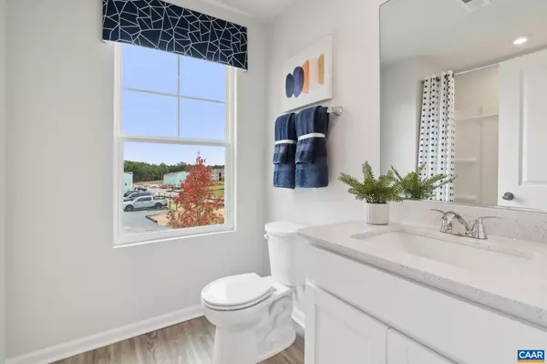 Charlottesville, VA 22902,13 SAXON ST