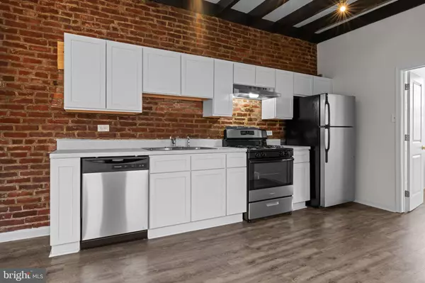 Philadelphia, PA 19123,717 N 4TH ST