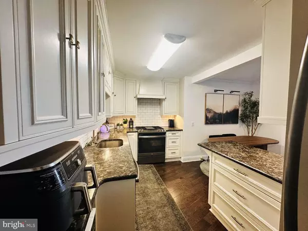 Philadelphia, PA 19131,3900 FORD RD #18K