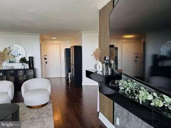 Philadelphia, PA 19131,3900 FORD RD #18K