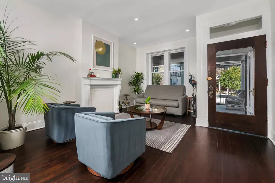 20 E MOUNT PLEASANT AVE, Philadelphia, PA 19119