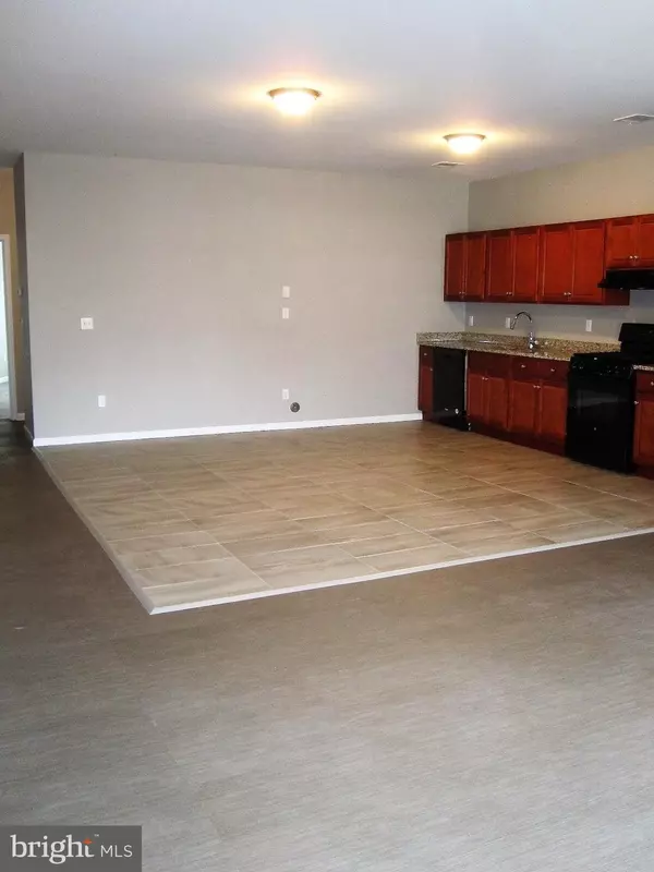 Hightstown, NJ 08520,132 WILLIAM ST #B