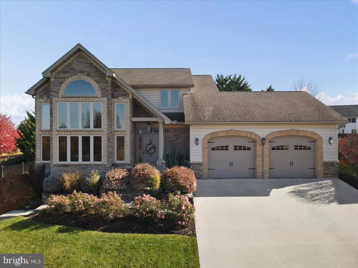 Chambersburg, PA 17202,736 CRESSON DRIVE