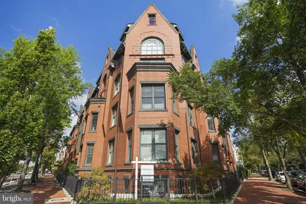 Washington, DC 20003,1020 PENNSYLVANIA AVE SE #404