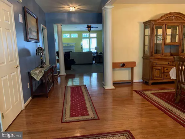 Ocean View, DE 19970,2 OCEANWILLOW DR