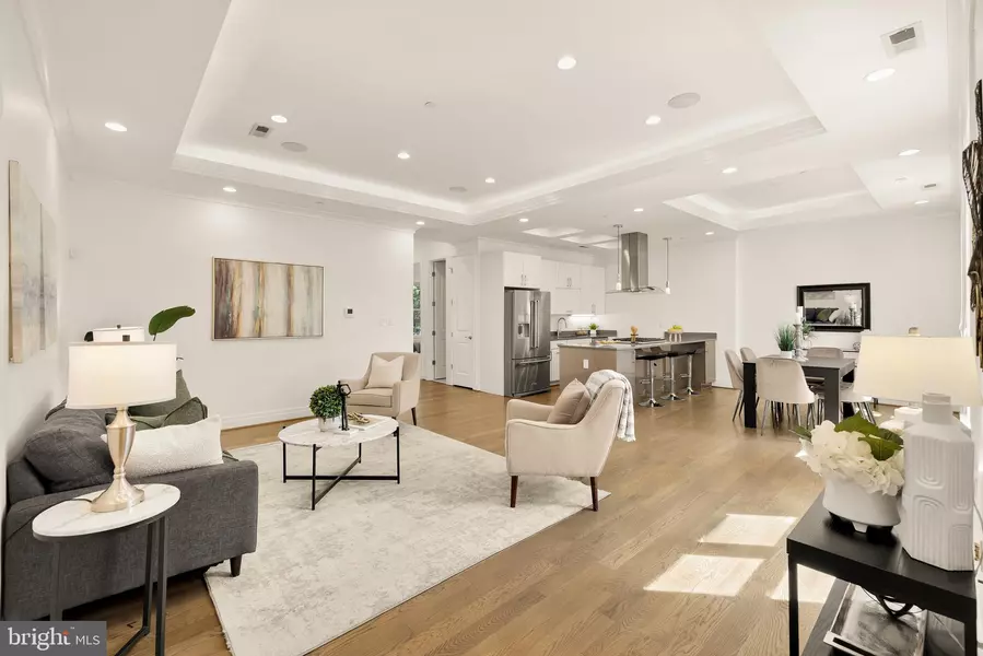 220 P ST NW #3, Washington, DC 20001