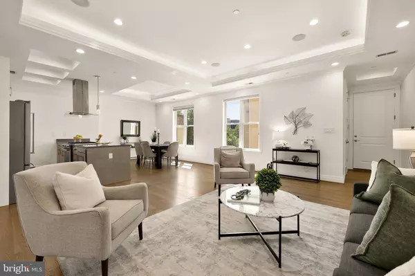 Washington, DC 20001,220 P ST NW #3