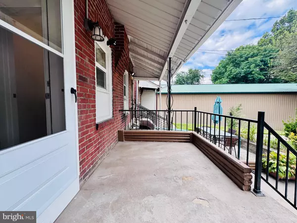 West Reading, PA 19611,305 TULPEHOCKEN AVE