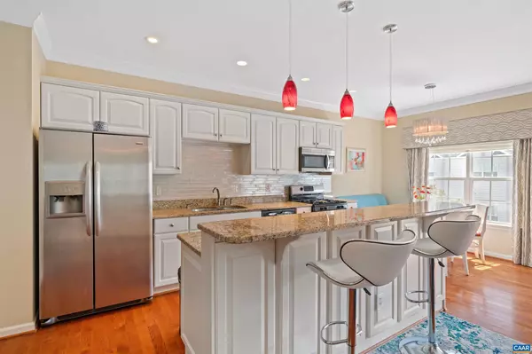 Charlottesville, VA 22902,371 QUARRY RD