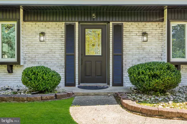 Willingboro, NJ 08046,5 ENDERLY LN