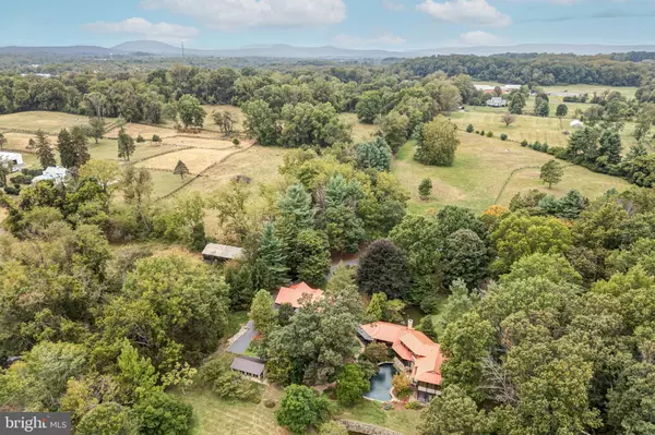 The Plains, VA 20198,7263 LITTLE RIVER LN