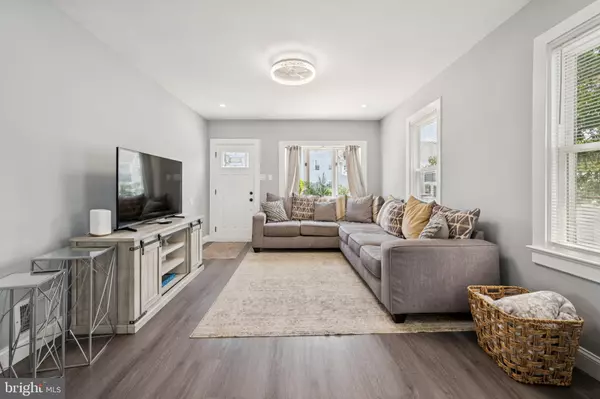 Riverside, NJ 08075,259 HOOKER ST