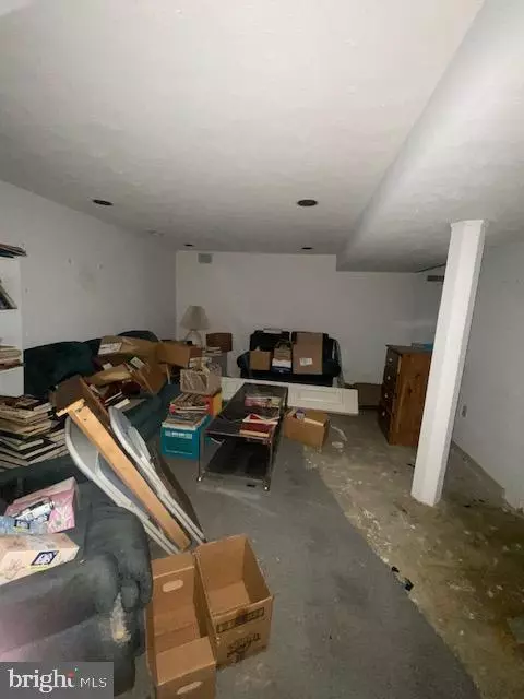 Baltimore, MD 21208,7420 PARK HEIGHTS AVE
