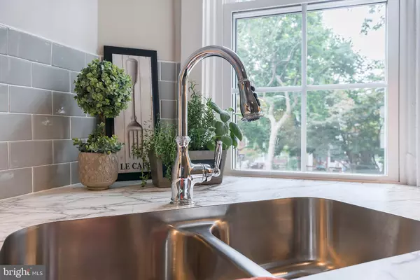 Lancaster, PA 17603,340 COLLEGE AVE #CARRIAGE HOUSE