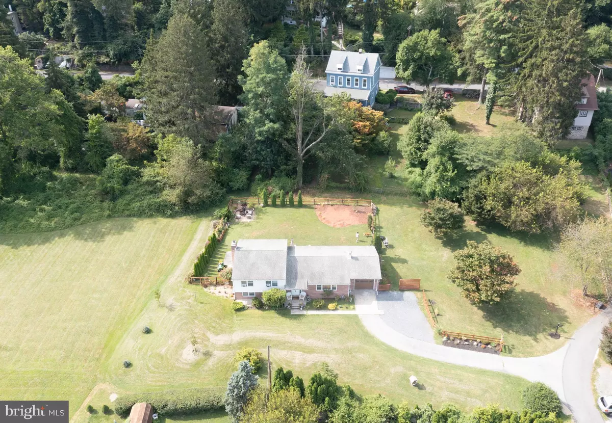 Reading, PA 19606,1005 CARSONIA AVE