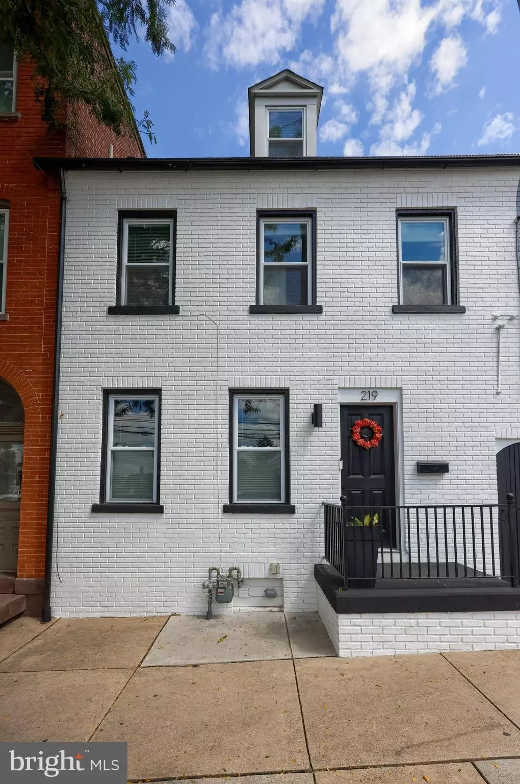 Lancaster, PA 17602,219 N LIME ST