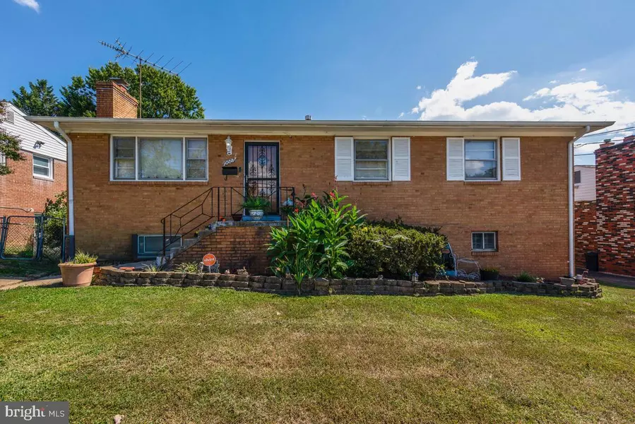 2009 GAITHER ST, Temple Hills, MD 20748