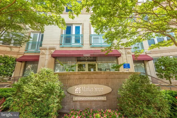 Reston, VA 20190,12001 MARKET ST #155