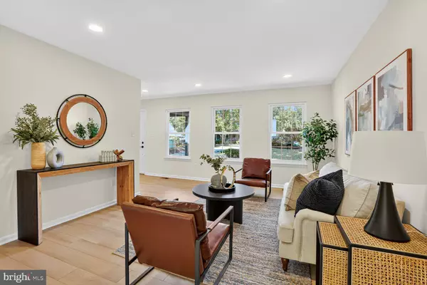 Woodbridge, VA 22192,3415 FORT LYON DR