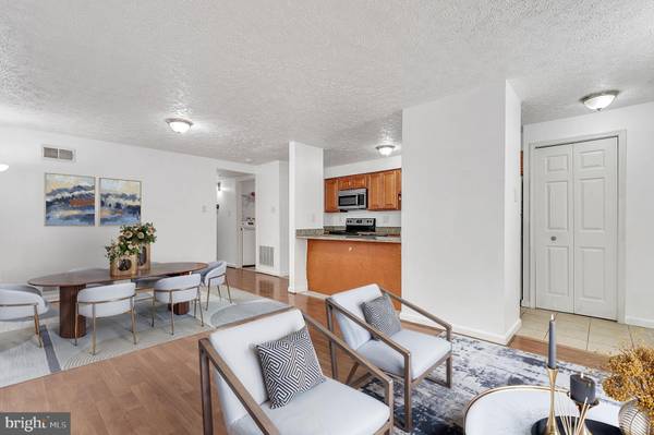 Germantown, MD 20876,19613 GUNNERS BRANCH RD #613