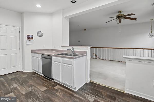 Pikesville, MD 21208,32 BARBICAN WAY