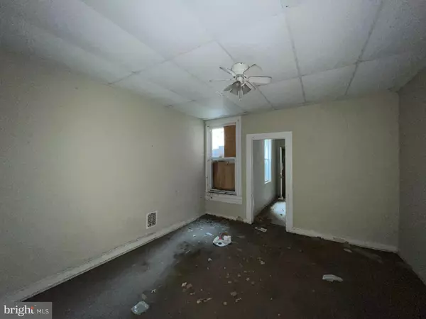 Baltimore, MD 21229,300 S AUGUSTA AVE