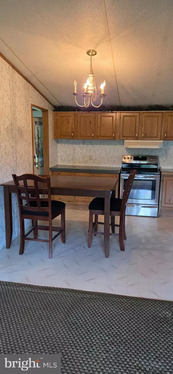 Mill Hall, PA 17751,45 TRACTOR HILL LN