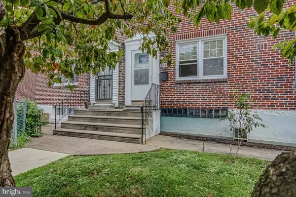 Philadelphia, PA 19135,6525 WALKER ST