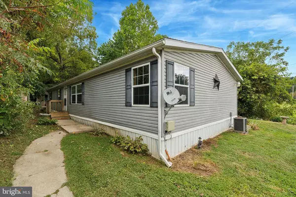 West Chester, PA 19380,950 SUGARS BRIDGE RD