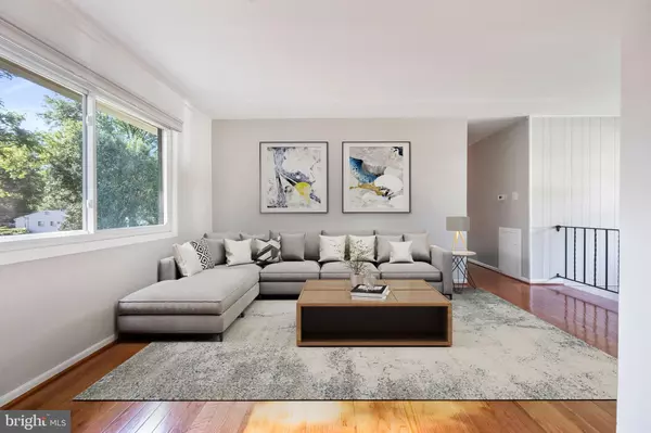 Vienna, VA 22180,2415 JACKSON PKWY