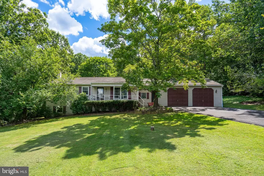 1646 HAYWOOD RD, Perkiomenville, PA 18074