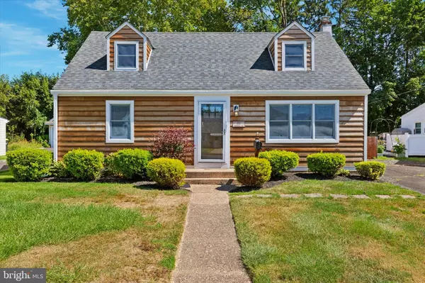 Hatboro, PA 19040,513 CORINTHIAN AVE