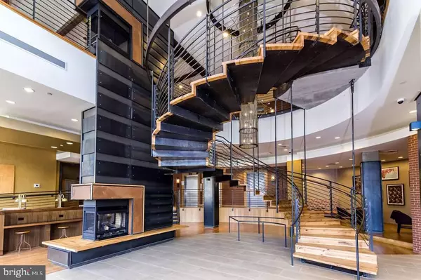 Philadelphia, PA 19130,1901-39 CALLOWHILL ST #209