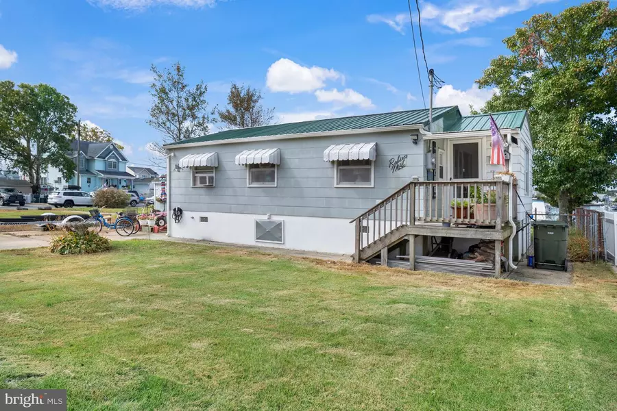 604 S GREEN ST, Tuckerton, NJ 08087