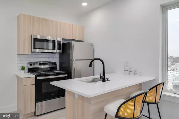 Philadelphia, PA 19125,2400-18 E HUNTINGDON ST #425